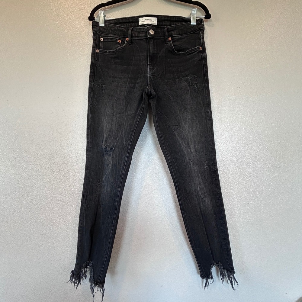 Zara Woman Premium Denim Black Distressed Skinny Frayed Sharkbite Hem Sizeβ 8